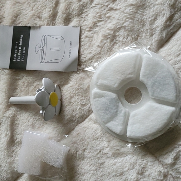 Watering system for cats & small dogs - Picture 4 of 4